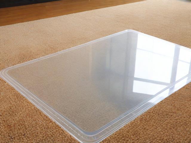 地毯上铺透明垫,地毯上再铺透明胶垫