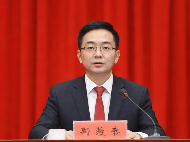 山东红叶地毯,山东红叶地毯有限公司 付东亮 手机